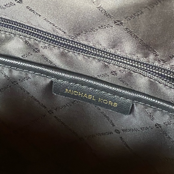 Michael Kors black backpack 🎒 - Picture 14 of 16